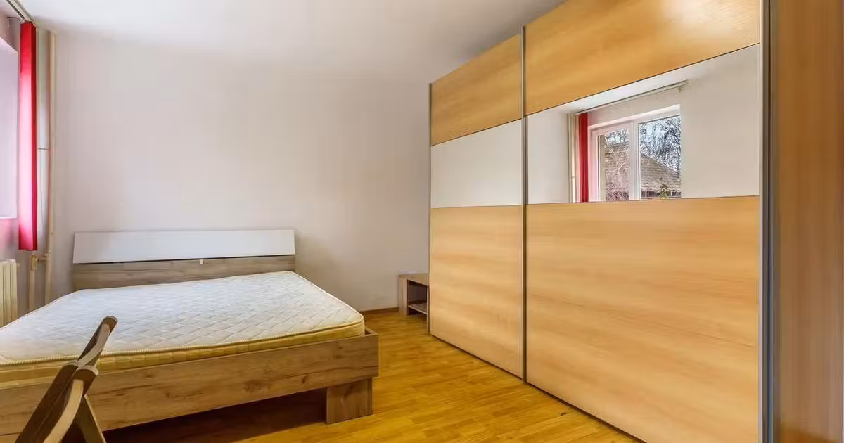 Garsonieră de vânzare, mobilată în zona Mănăștur, Cluj-Napoca