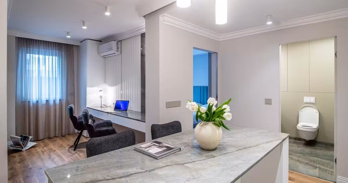Apartament de vânzare cu 3 camere, mobilat în zona Central, Cluj-Napoca