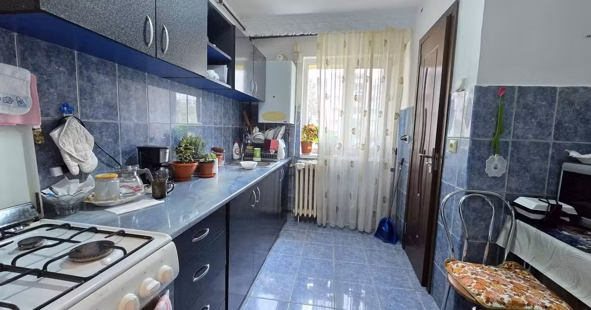 Apartament de vânzare cu 3 camere în zona Mănăștur, Cluj-Napoca