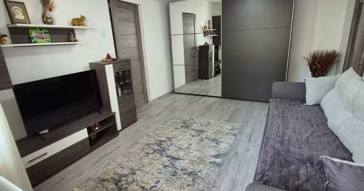 Apartament de vânzare cu 3 camere în zona Mănăștur, Cluj-Napoca