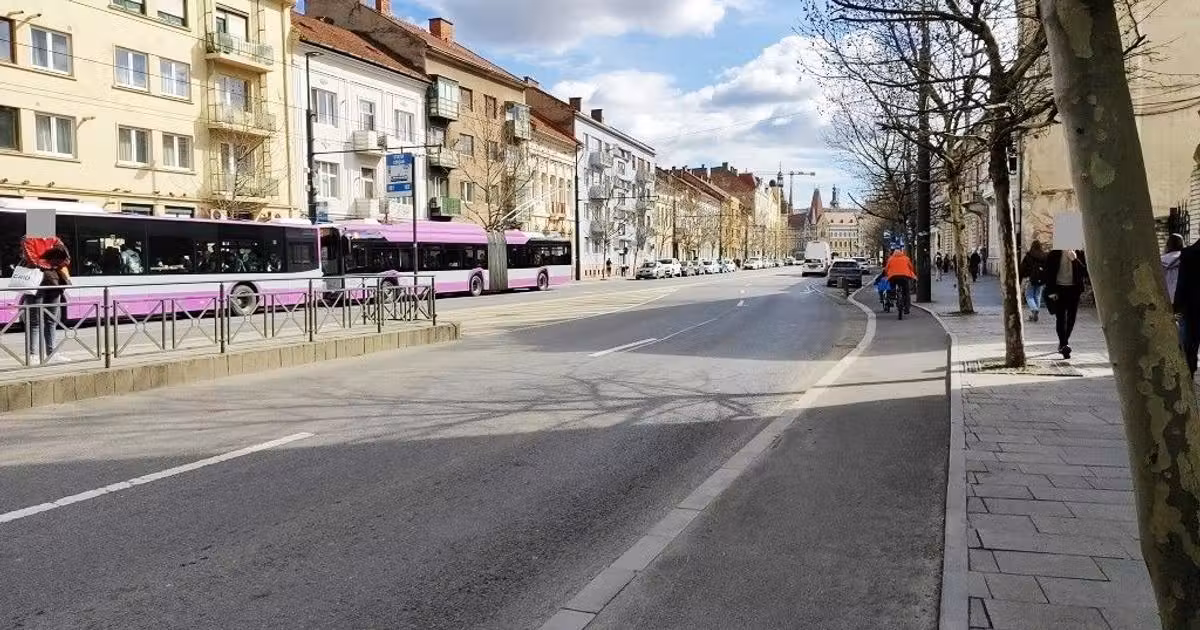 Apartament de vânzare cu 2 camere, mobilat în zona Central, Cluj-Napoca