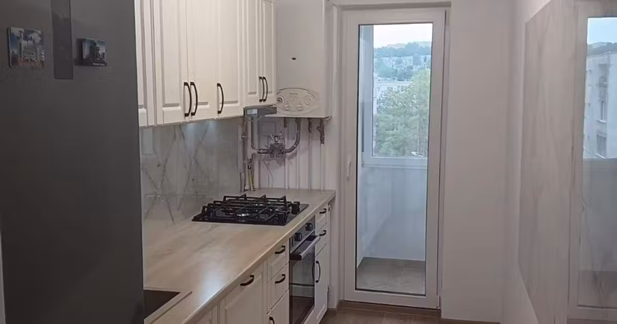 Apartament de vânzare cu 3 camere în zona Mănăștur, Cluj-Napoca