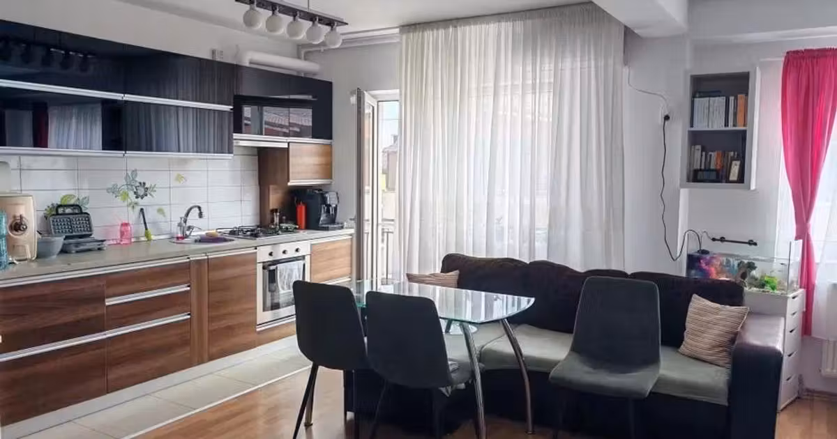 Apartament de vânzare cu 2 camere, mobilat în Florești