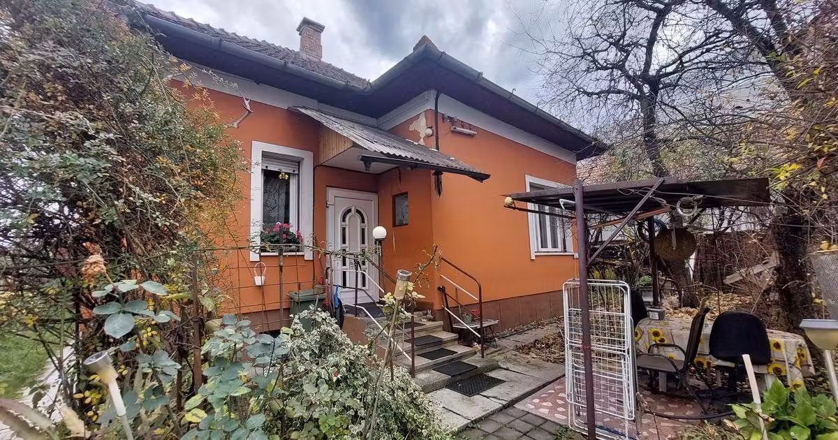 Casă individuală de vânzare cu 2 camere în zona Zorilor, Cluj-Napoca