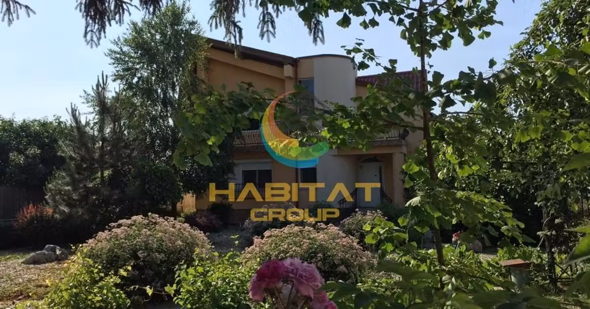 Casă individuală de vânzare cu 7 camere în Clinceni